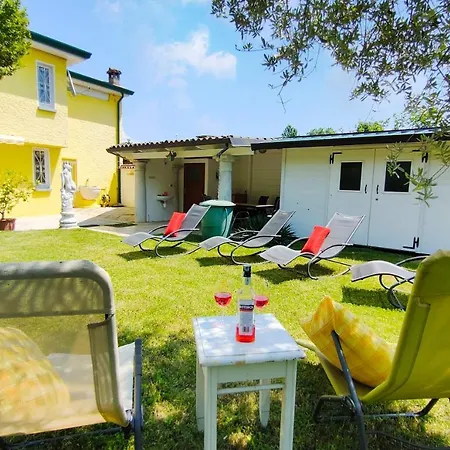 Con Giardino Privato, Tre Camere, Due Bagni Manerba del Garda