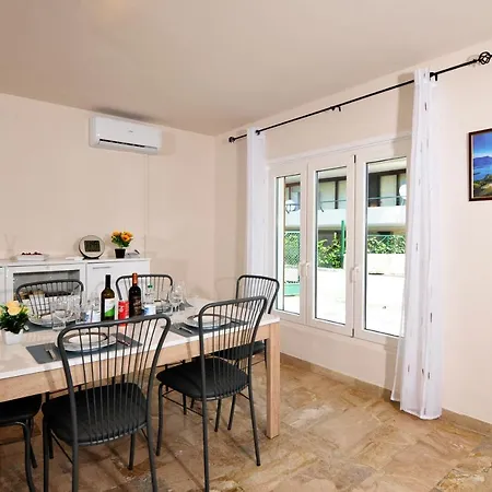 Con Giardino Privato, Tre Camere, Due Bagni Villa Manerba del Garda